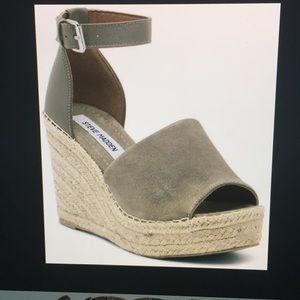 Steve Madden wedges